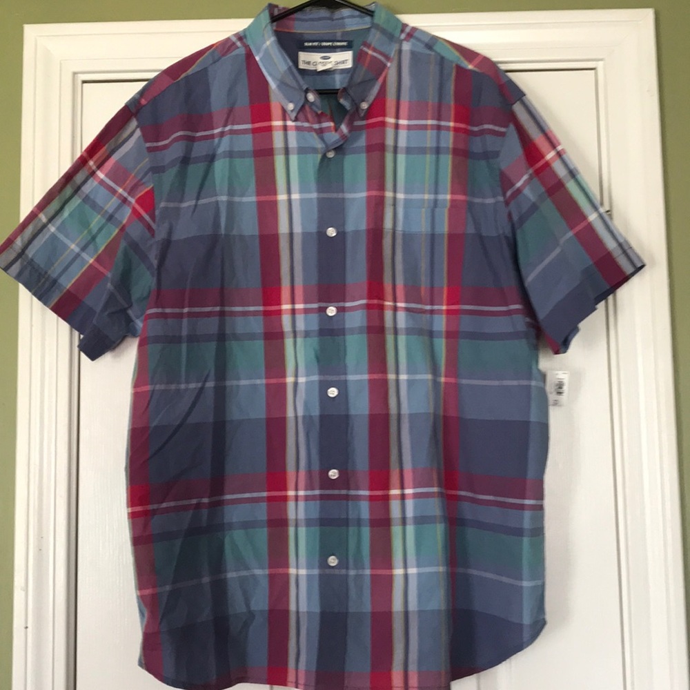 Classic slim fit button down